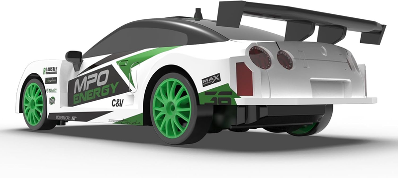 Coche Teledirigido Drift 1:24 GTR Blanco – Auto RC 4WD de Alta Velocidad con Luces LED, Control Remoto 2.4GHz y Ruedas de Derrape Intercambiables